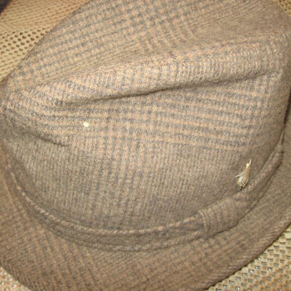 Vintage Dobbs New York Wool Trilby Hat Size 7 1/2 - Picture 1 of 3